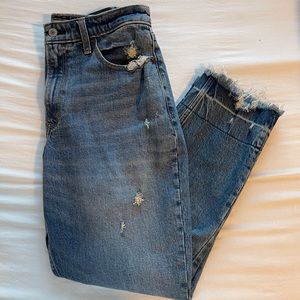 Abercrombie & Fitch High Rise Mom Jeans